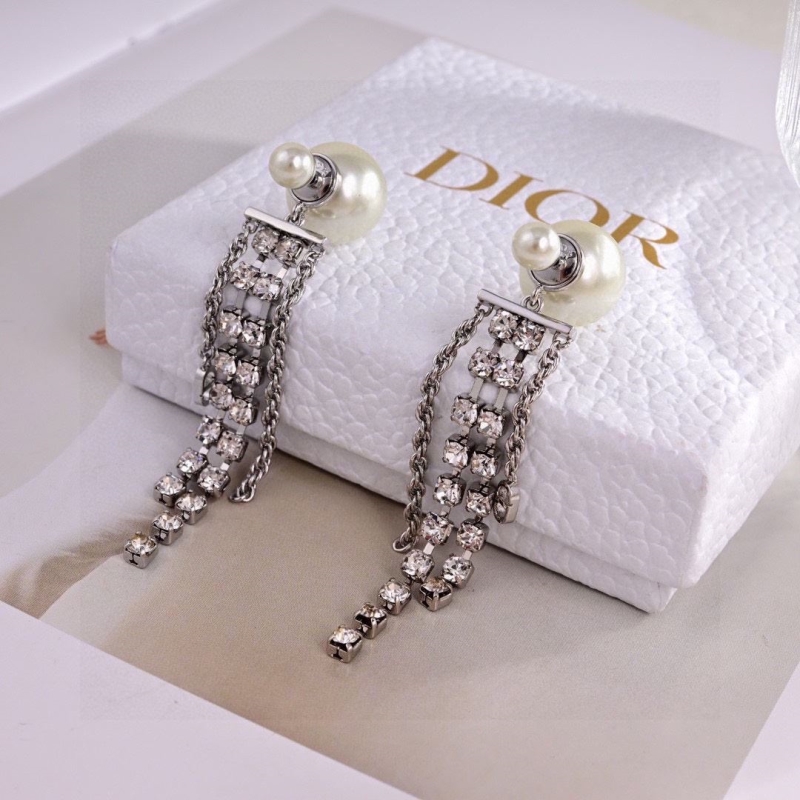 chr1st1an D10r earrings